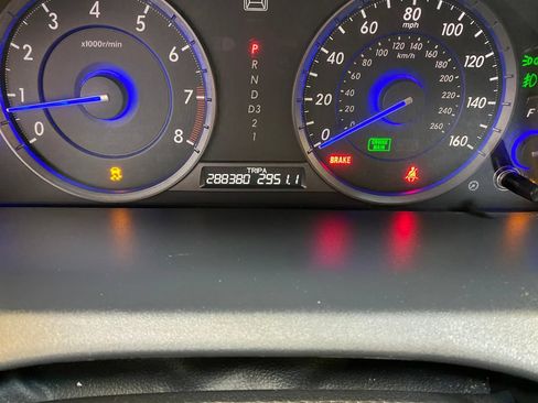 Used 2012 Honda Crosstour EX-L image 36
