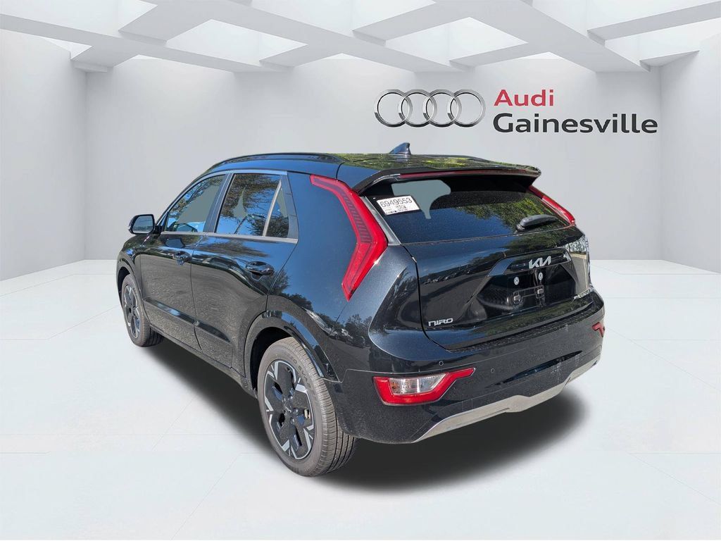 Used 2023 Kia Niro Wind FWD image 11