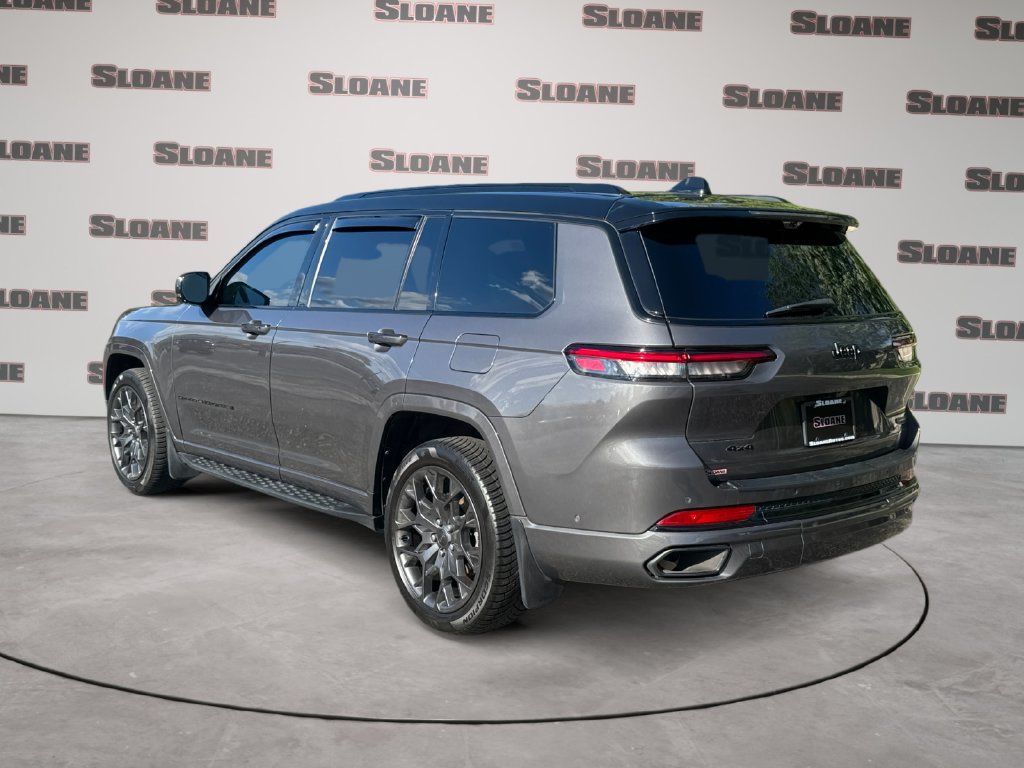 Used 2023 Jeep Grand Cherokee L Summit AWD/4WD image 3