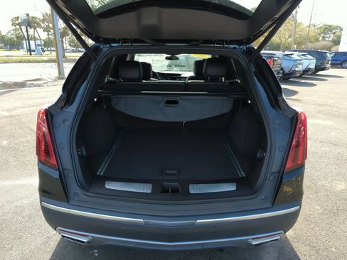 Used 2025 Cadillac XT5 Premium Luxury FWD image 29