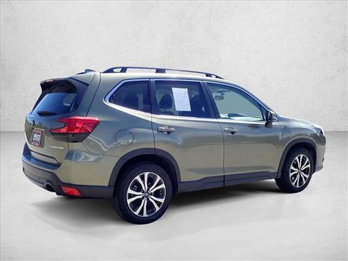 Used 2023 Subaru Forester Limited AWD/4WD image 4