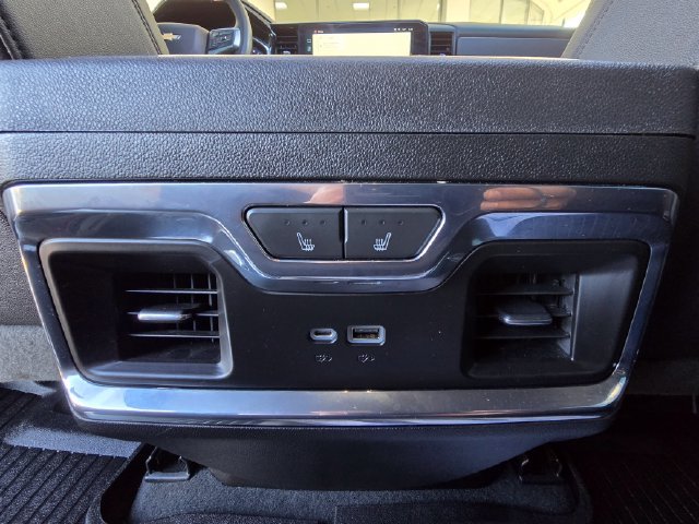 Used 2023 Chevrolet Silverado 1500 LTZ w/ LTZ Premium Package AWD/4WD image 27