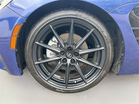 Used 2023 Toyota GR86 Premium image 29