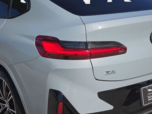 Used 2023 BMW X4 M40i image 38