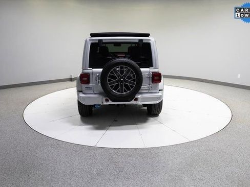 Used 2022 Jeep Wrangler Unlimited Sahara image 33