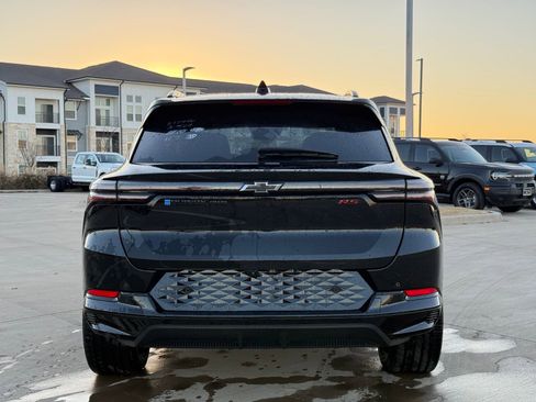 Used 2024 Chevrolet Equinox EV RS image 6