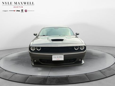 Used 2022 Dodge Challenger R/T w/ Blacktop Package image 17