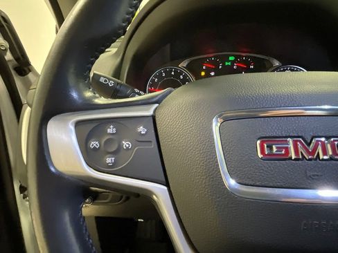 Used 2020 GMC Terrain SLE w/ Driver Convenience Package FWD image 34
