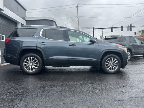 Used 2019 GMC Acadia SLE image 4