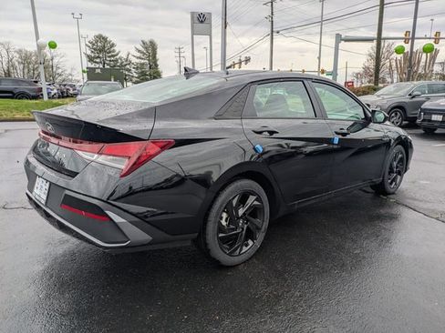 New 2026 Hyundai Elantra Sport FWD image 4