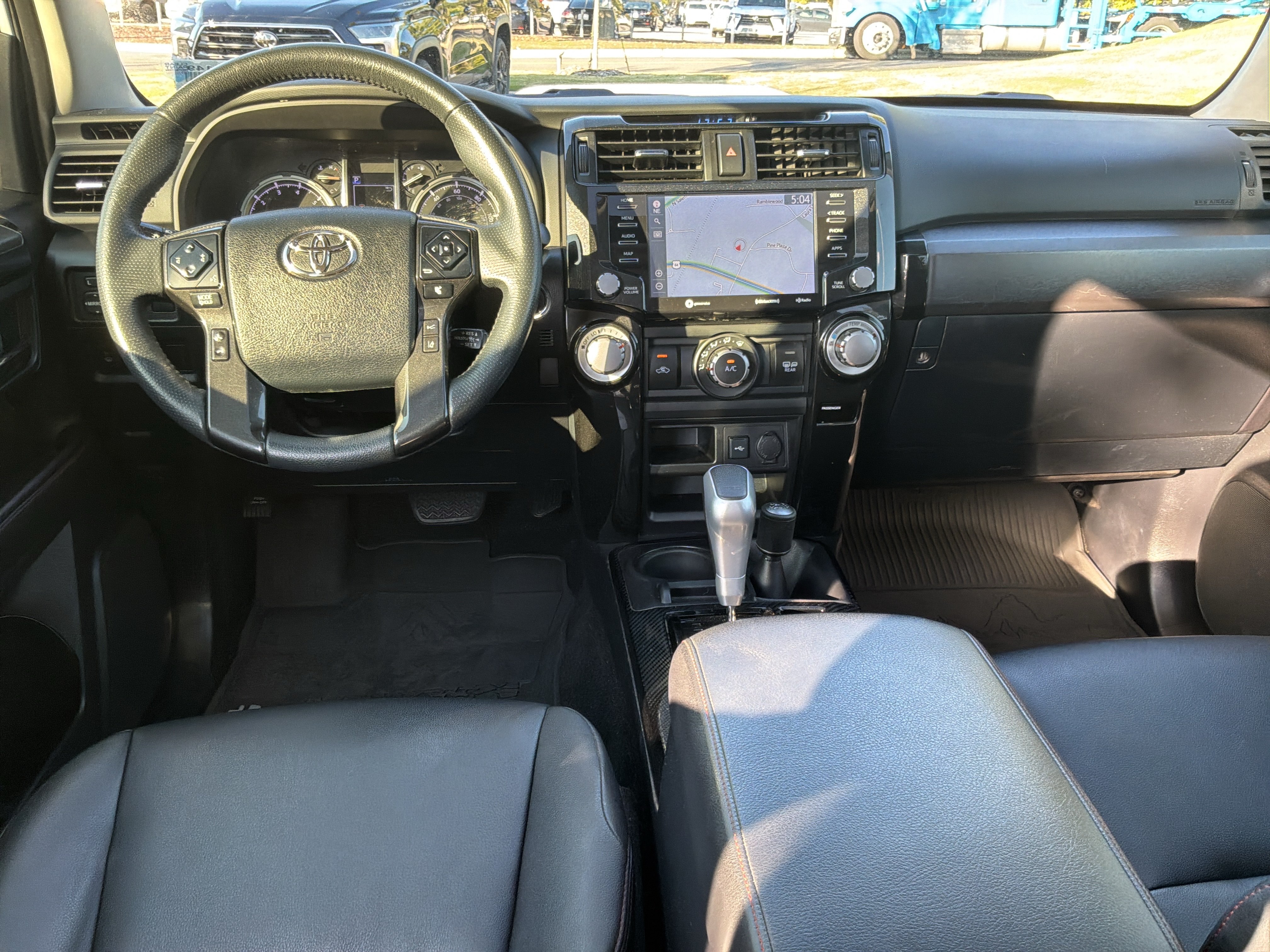 Used 2021 Toyota 4Runner TRD Off-Road Premium w/ Moonroof Package AWD/4WD image 29