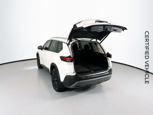 Certified 2022 Nissan Rogue SV w/ SV Premium Package FWD image 26