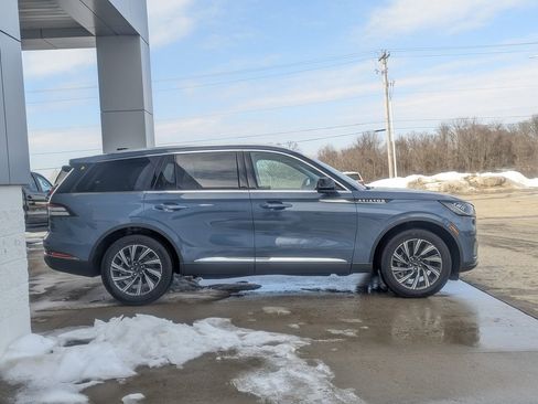 Used 2025 Lincoln Aviator AWD w/ Equipment Group 101A image 6