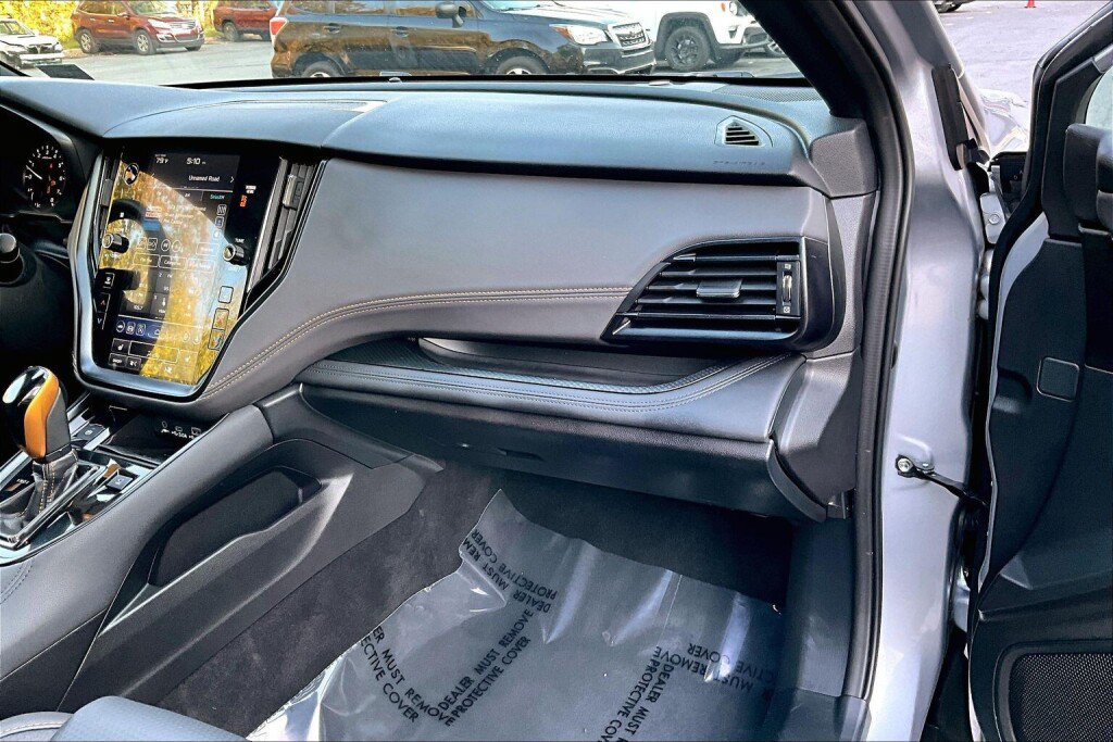 Certified 2025 Subaru Outback Wilderness AWD/4WD image 11