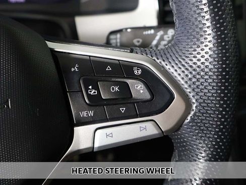 Used 2023 Volkswagen Atlas Cross Sport SEL R-Line AWD/4WD image 9