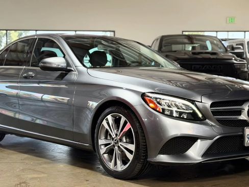 Used 2020 Mercedes-Benz C 300 Sedan image 2