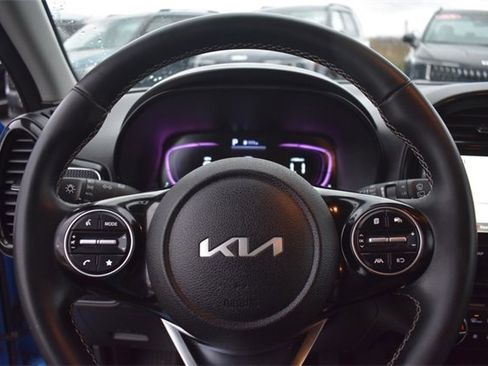 Certified 2023 Kia Soul GT-Line image 30