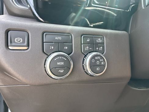 Used 2026 GMC Sierra 1500 SLT w/ SLT Premium Package AWD/4WD image 36