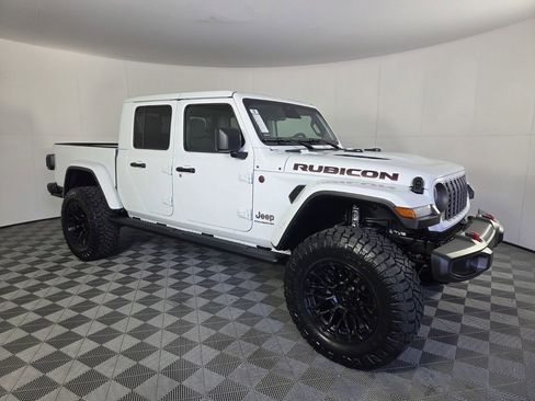 New 2026 Jeep Gladiator Rubicon w/ Safety Group AWD/4WD image 2