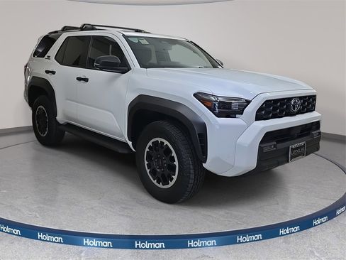 Used 2025 Toyota 4Runner TRD Off-Road Premium w/ Tow Technology Package image 4