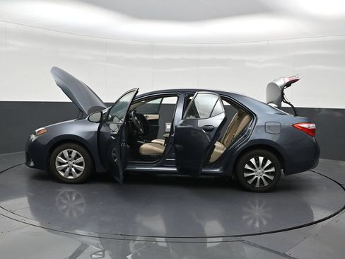 Used 2015 Toyota Corolla LE FWD image 33