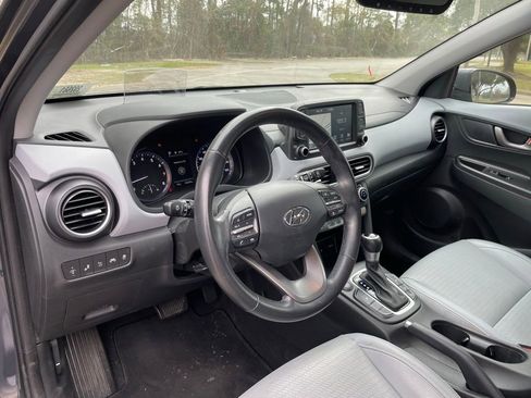Used 2021 Hyundai Kona Ultimate image 6