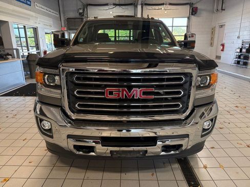 Used 2017 GMC Sierra 2500 SLT AWD/4WD image 8