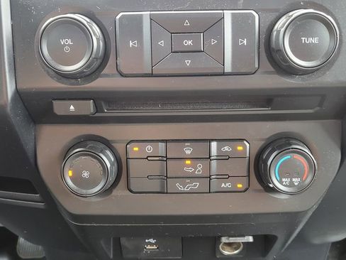 Used 2018 Ford F150 XL w/ Equipment Group 101A Mid RWD image 24