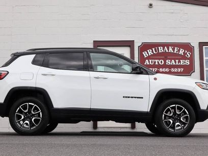 Used 2025 Jeep Compass Trailhawk