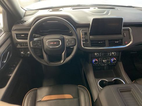 Used 2024 GMC Yukon XL AT4 AWD/4WD image 5