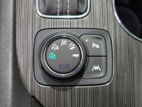 Used 2019 GMC Acadia SLT w/ LPO, Black Accent Package AWD/4WD image 14