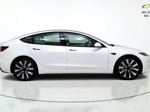 Used 2024 Tesla Model 3 Long Range RWD image 10