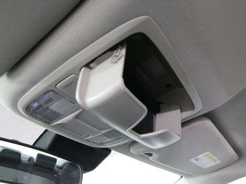 Used 2022 Honda Accord Hybrid image 52
