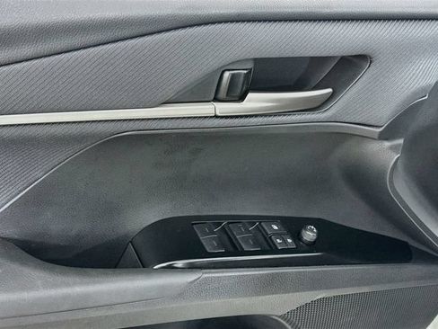 Used 2025 Toyota Camry SE w/ Multimedia Upgrade Package FWD image 10