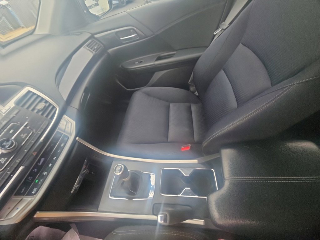 Used 2014 Honda Accord Sport image 23