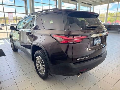 Used 2023 Chevrolet Traverse LT AWD/4WD image 43
