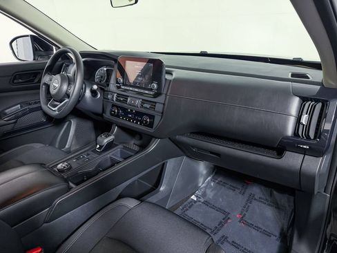 Certified 2024 Nissan Pathfinder S AWD/4WD image 13