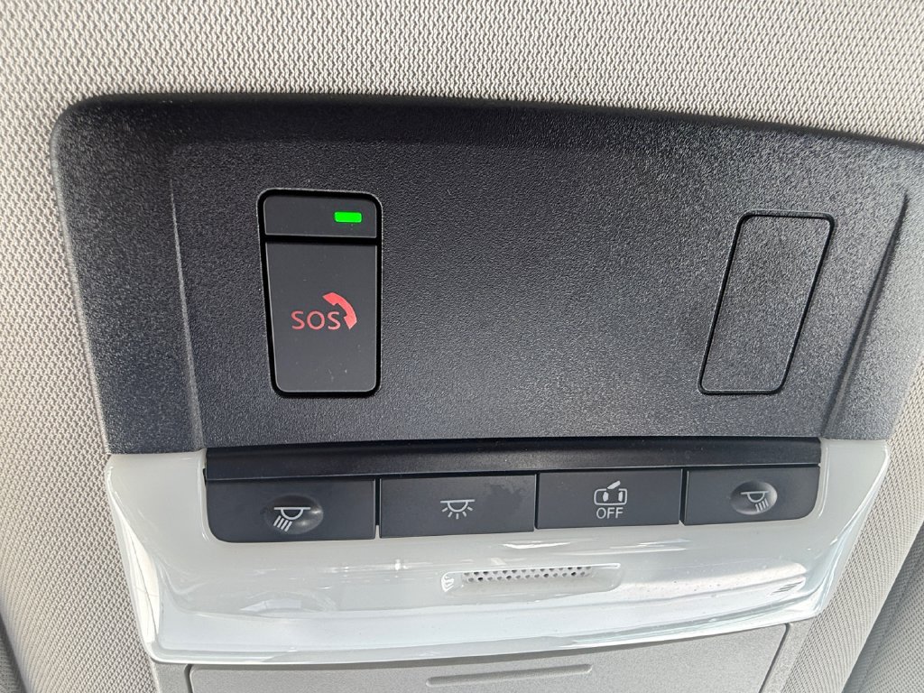Used 2023 Nissan Pathfinder SL AWD/4WD image 19