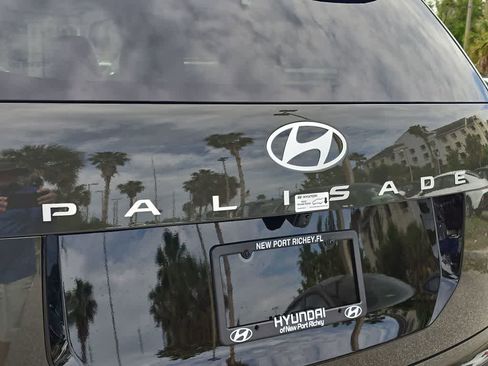 New 2026 Hyundai Palisade SEL Premium FWD image 13