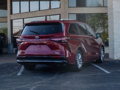 Used 2023 Toyota Sienna Limited