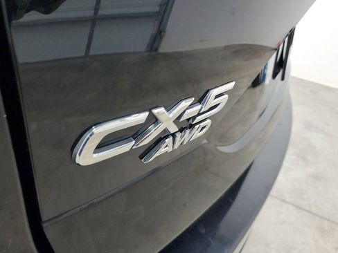 Used 2018 MAZDA CX-5 Touring w/ Preferred Equipment Package image 9