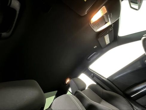 Used 2019 Dodge Charger GT image 22