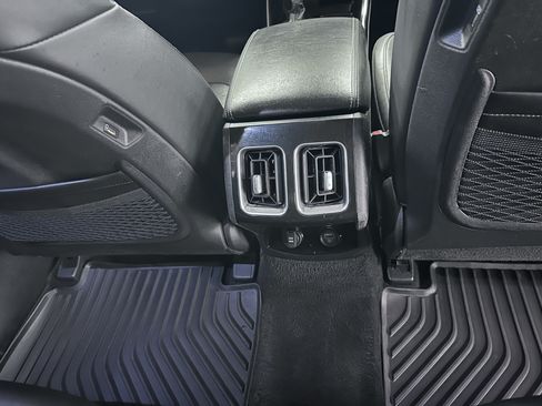 Used 2023 Kia Sorento SX FWD image 46