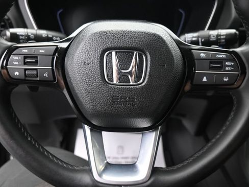 Used 2023 Honda Pilot Touring image 16