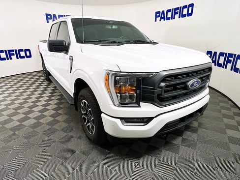 Certified 2022 Ford F150 XLT w/ Equipment Group 302A High image 8