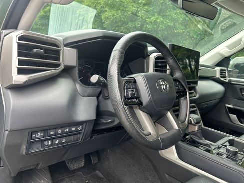 Used 2023 Toyota Tundra Limited w/ Power Package AWD/4WD image 10