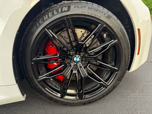 Used 2024 BMW M2 w/ Lighting Package image 8