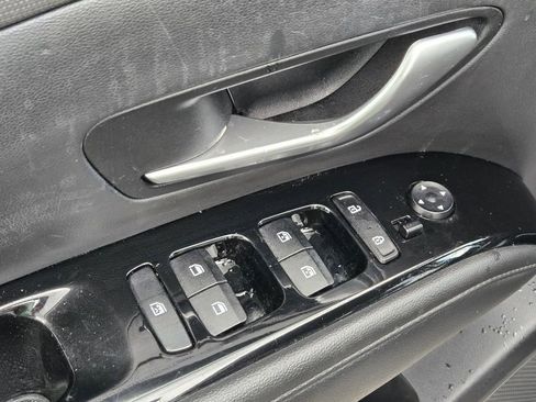 Used 2023 Hyundai Tucson Limited w/ Cargo Package AWD/4WD image 14