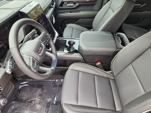 New 2026 GMC Yukon Elevation image 8