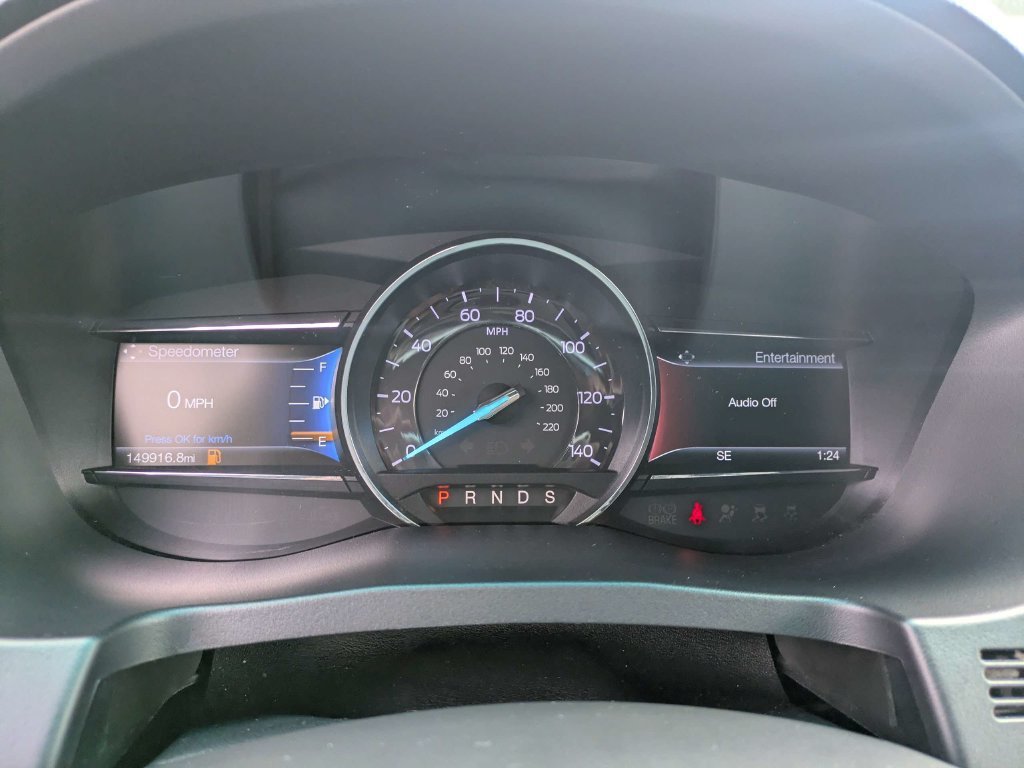Used 2017 Ford Explorer XLT w/ Equipment Group 202A FWD image 28
